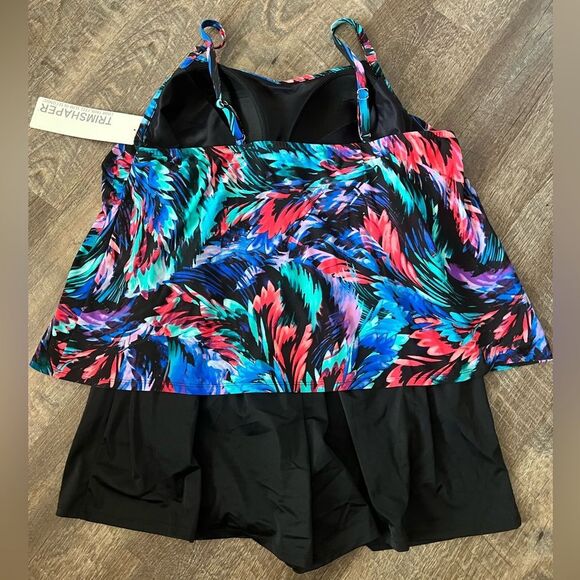 Trimshaper Farrah Swim Romper Plus- Size 22W - Picture 2 of 12